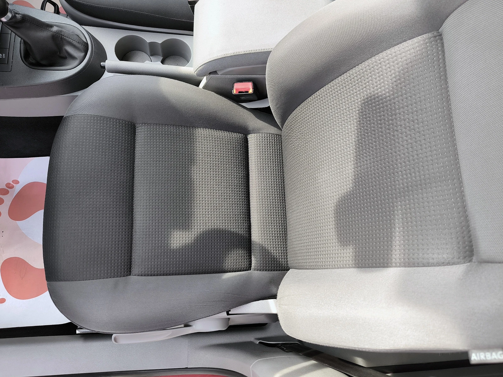 VW Caddy 2.0tdi 8V ТЕАМ, снимка 12 - Автомобили и джипове - 53940903