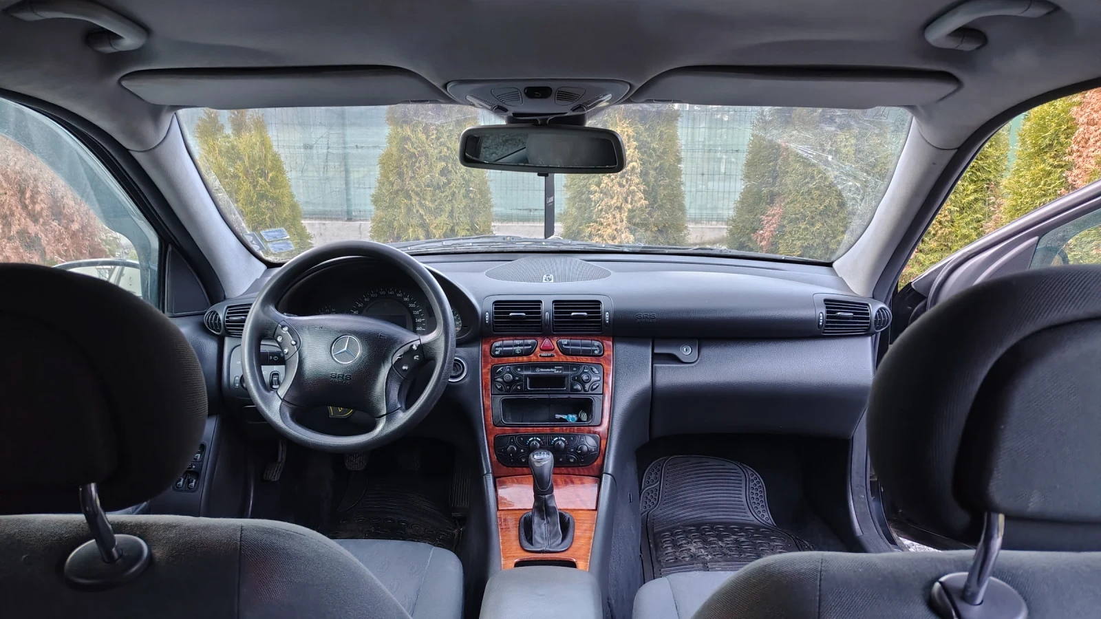 Mercedes-Benz C 270, снимка 4 - Автомобили и джипове - 54127162