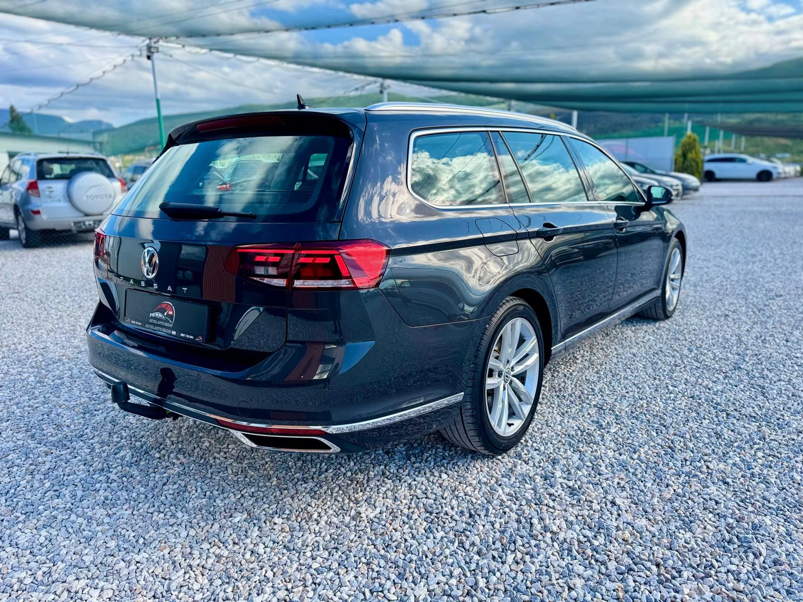 VW Passat ::2.0TDI::ELEGANCE PLUS::DSG::FACELIFT, снимка 7 - Автомобили и джипове - 54611079