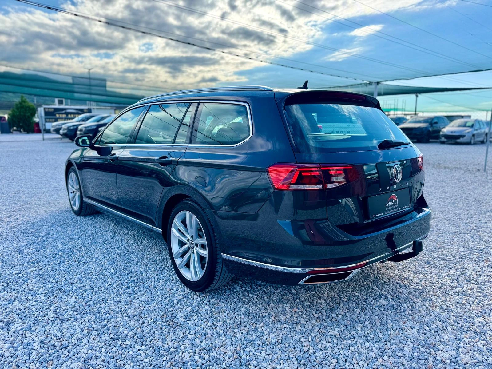 VW Passat ::2.0TDI::ELEGANCE PLUS::DSG::FACELIFT, снимка 6 - Автомобили и джипове - 54611079