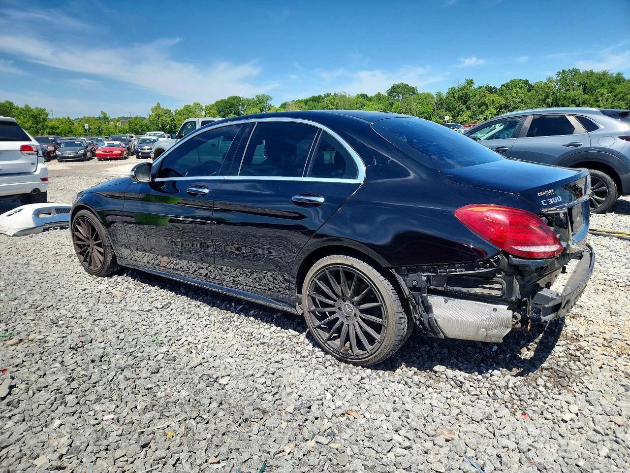 Mercedes-Benz C 300 4MATIC / КОЖА / ПОДГРЕВ / FULL / БЕНЗИН, снимка 2 - Автомобили и джипове - 54640930