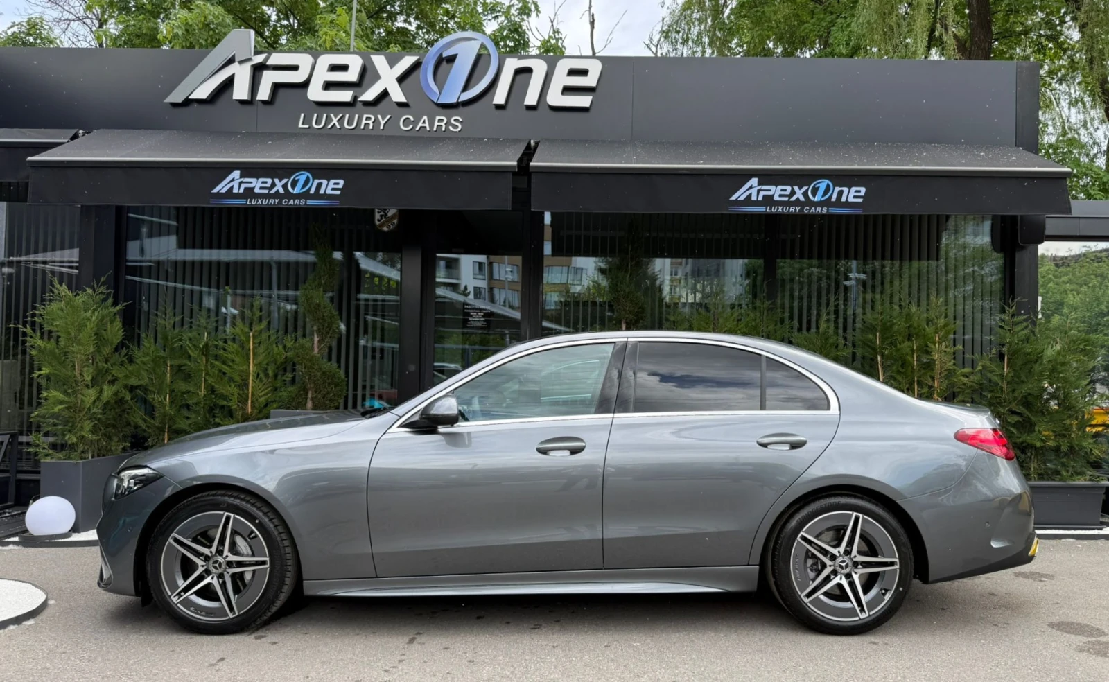 Mercedes-Benz C 220 AMG/4MATIC/BRAND NEW, снимка 7 - Автомобили и джипове - 54643565