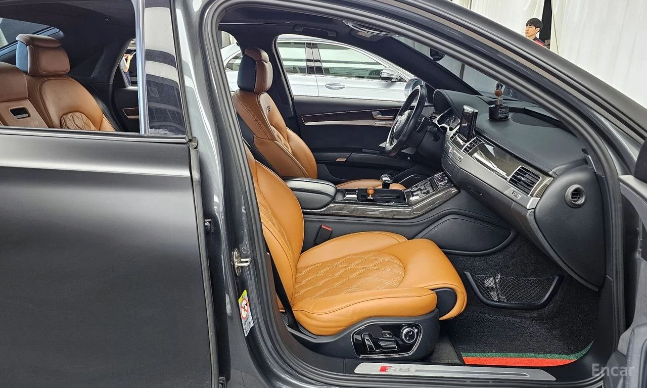 Audi S8 4.0T* TFSI* QUATTRO* DISTRONIC* 360CAM* , снимка 15 - Автомобили и джипове - 54751893
