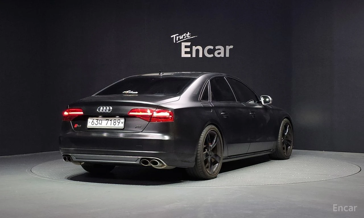Audi S8 4.0T* TFSI* QUATTRO* DISTRONIC* 360CAM* , снимка 3 - Автомобили и джипове - 54751893