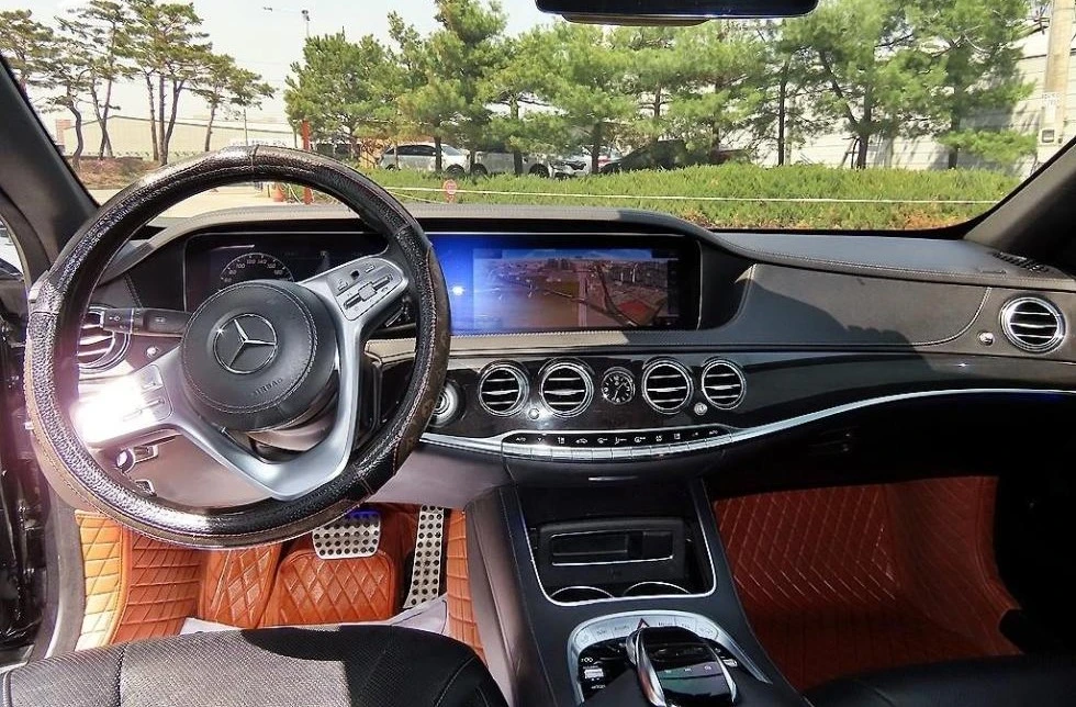 Mercedes-Benz S 350 d 4MATIC* AMG PACK* 360* Dis* Pano* Burm* , снимка 7 - Автомобили и джипове - 54944050