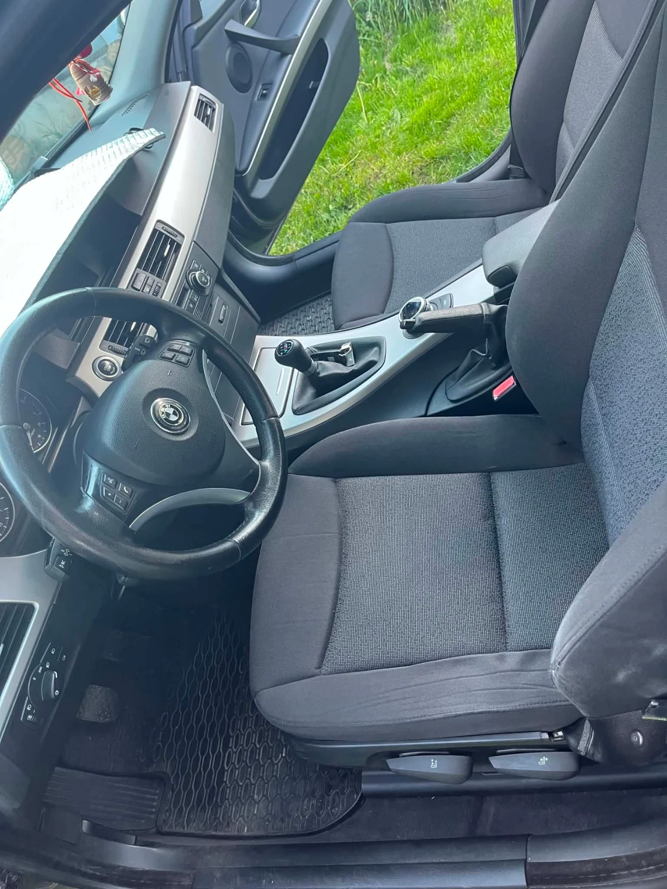 BMW 318 Е91, снимка 9 - Автомобили и джипове - 55062814