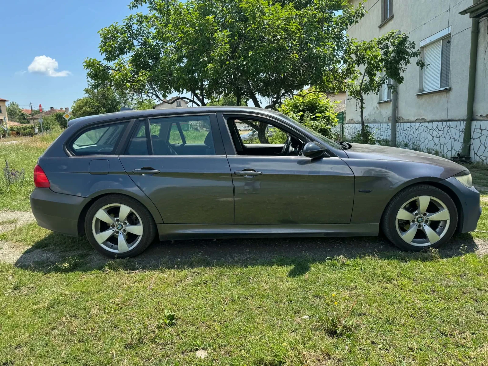 BMW 318 Е91, снимка 11 - Автомобили и джипове - 55062814