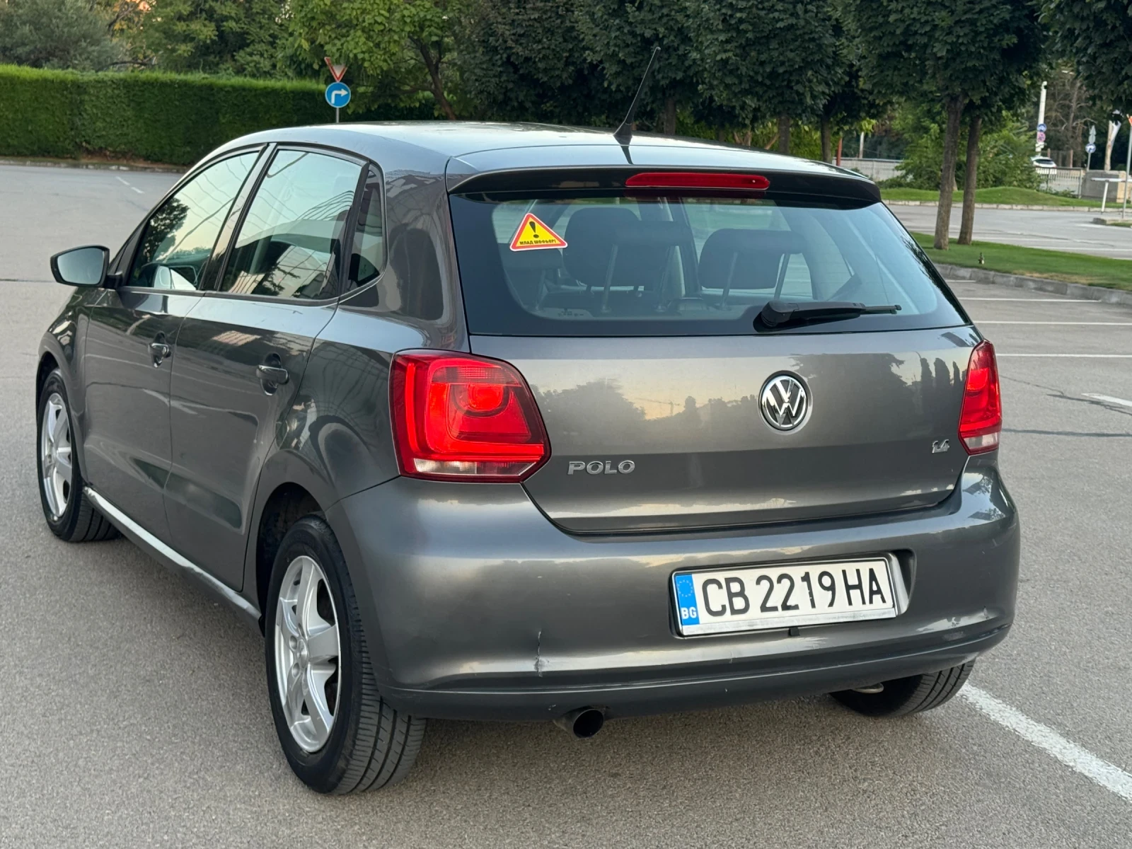 VW Polo, снимка 2 - Автомобили и джипове - 55535226