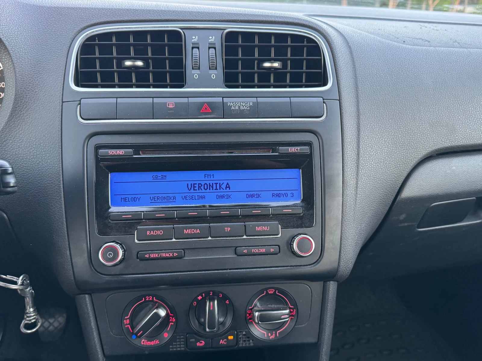 VW Polo, снимка 7 - Автомобили и джипове - 55535226
