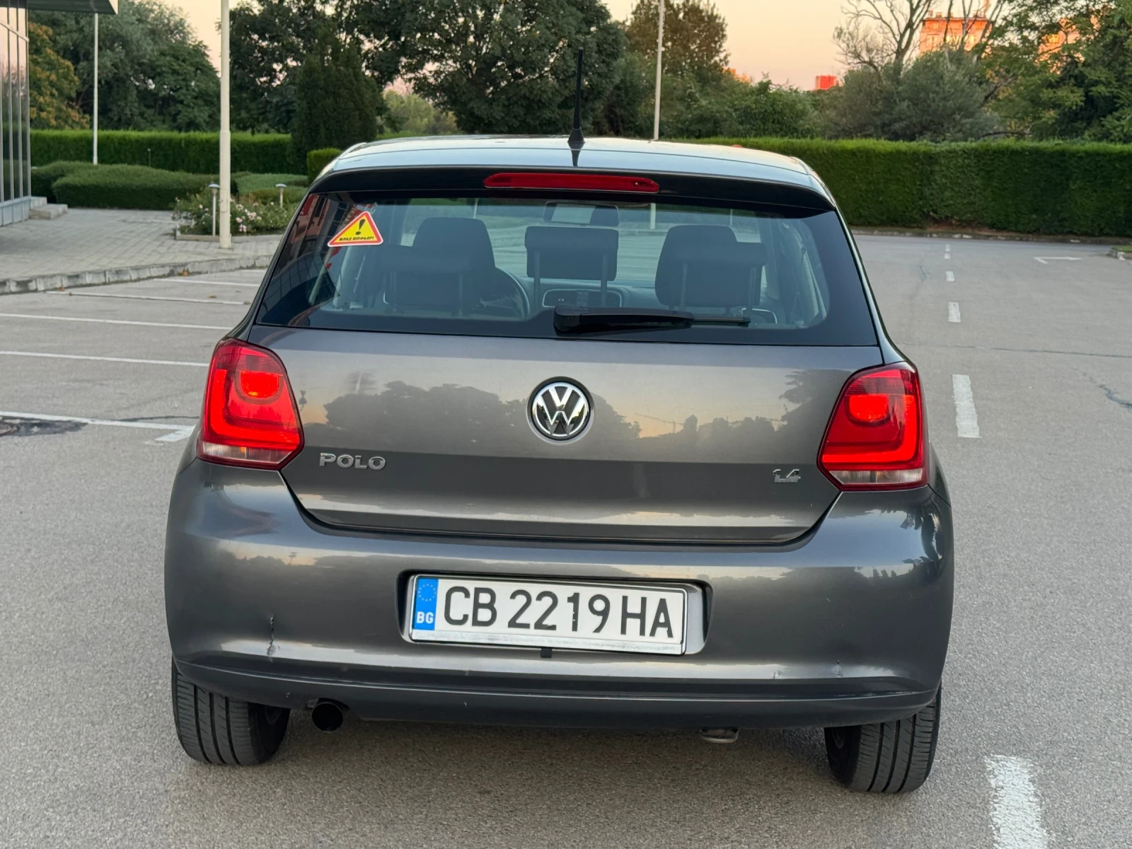 VW Polo, снимка 6 - Автомобили и джипове - 55535226
