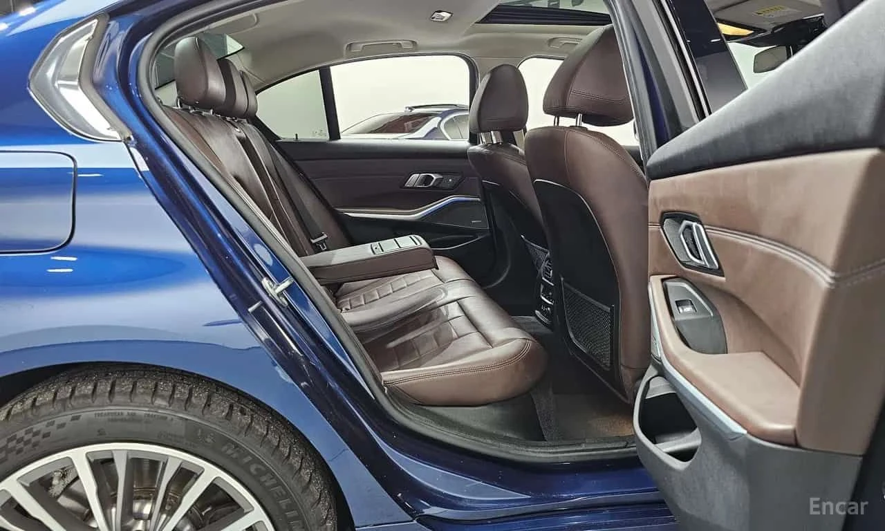 BMW 330 КРАЙНА ЦЕНА ДО БЪЛГАРИЯ * АВТОКРЕДИТ, снимка 11 - Автомобили и джипове - 55572017