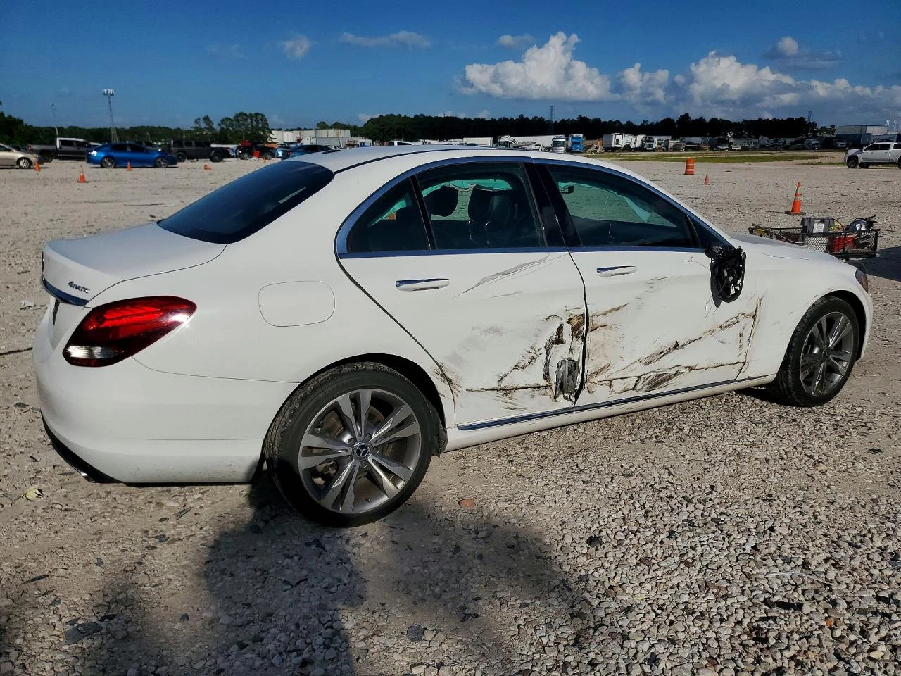 Mercedes-Benz C 300 2.0l 4Matic, снимка 3 - Автомобили и джипове - 55877858