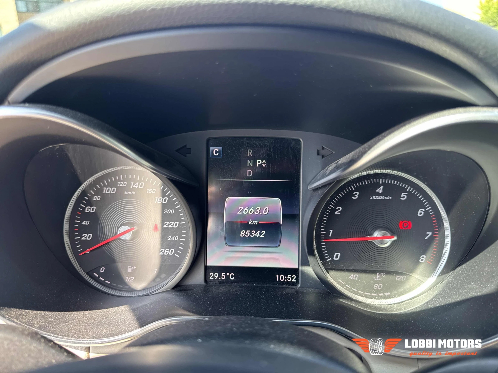 Mercedes-Benz C 300, снимка 13 - Автомобили и джипове - 55992912