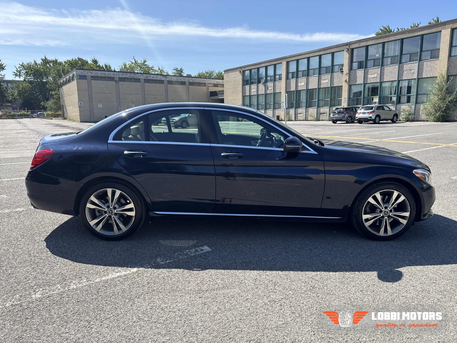 Mercedes-Benz C 300, снимка 4 - Автомобили и джипове - 55992912