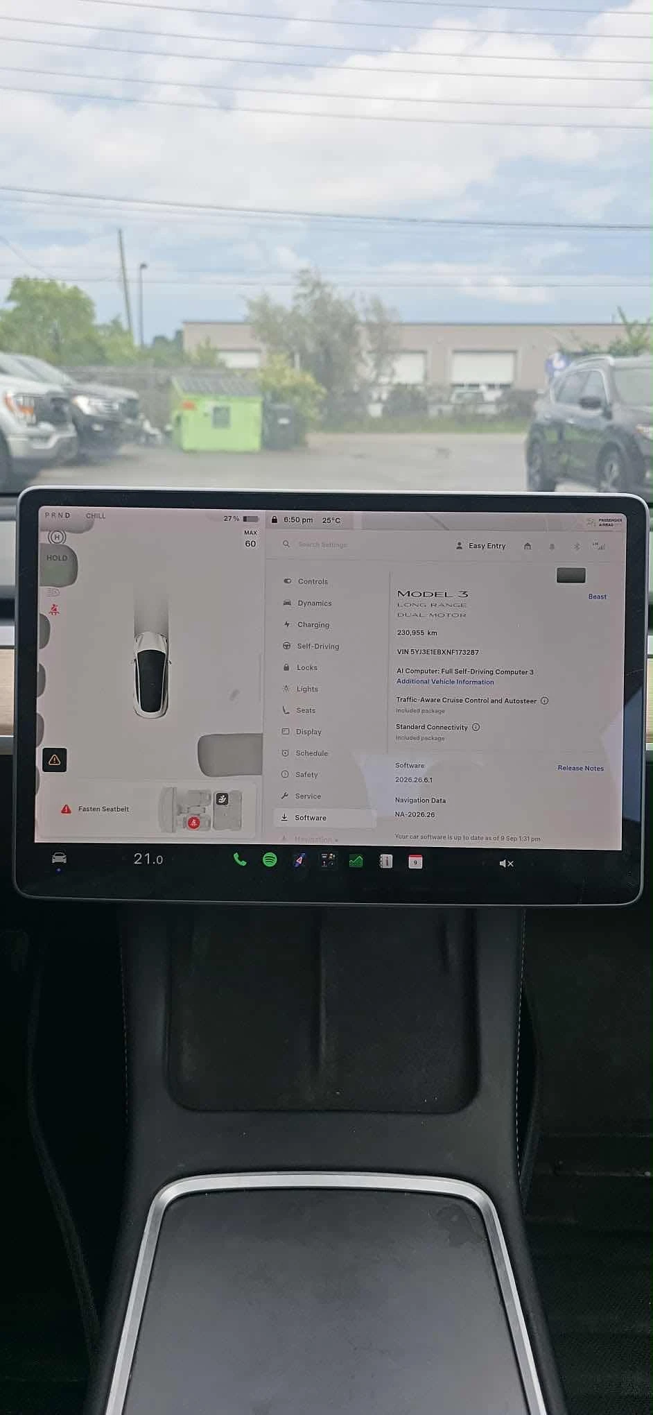 Tesla Model 3 Long Range | CARFAX | ��������������� | Mobile.bg � ����������� 9
