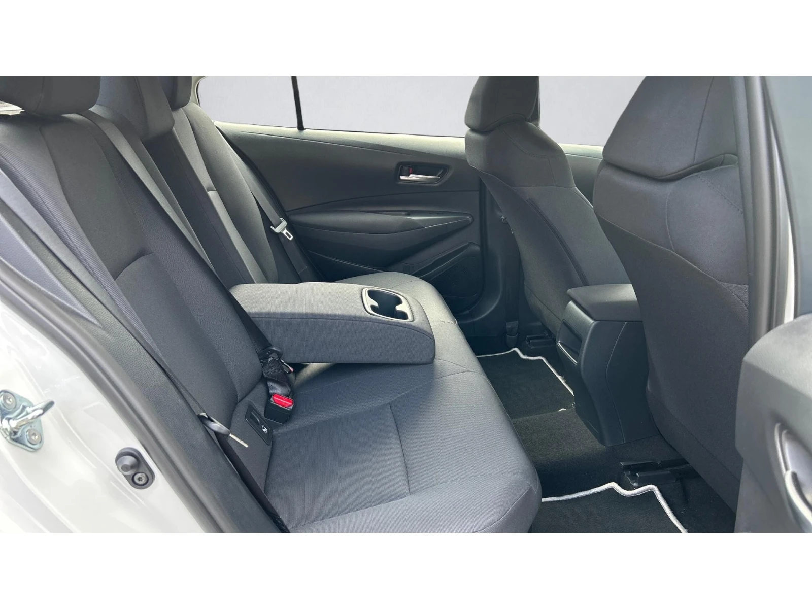 Toyota Corolla Месечна вноска от 265  , снимка 7 - Автомобили и джипове - 56322274