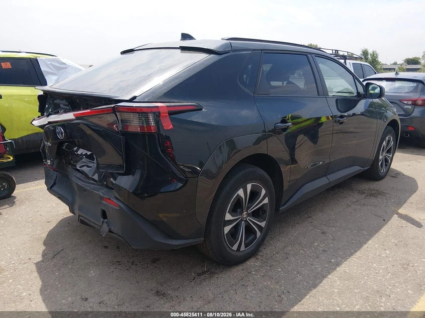 Toyota bZ4X Xle, снимка 4 - Автомобили и джипове - 56546855