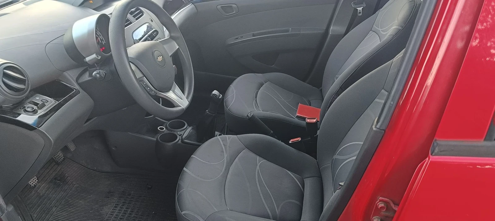 Chevrolet Spark LS 1.0i klima, снимка 11 - Автомобили и джипове - 56651083