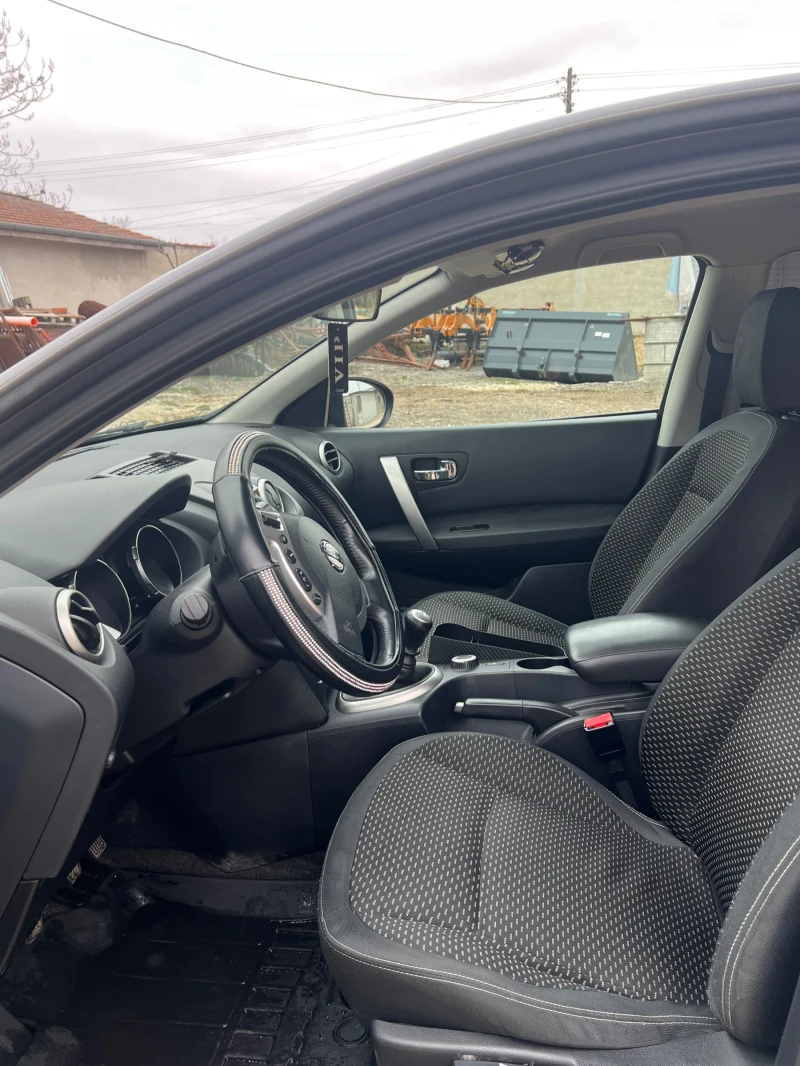 Nissan Qashqai, снимка 4 - Автомобили и джипове - 49143750