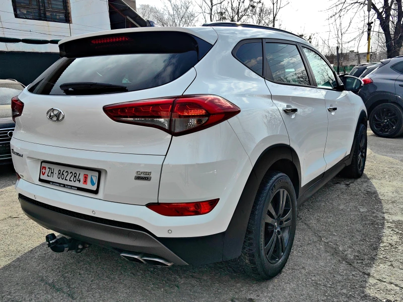 Hyundai Tucson 2.0CRDI!4X4!ШВЕЙЦАРИЯ!АВТОМАТИК!КОЖА!!НАВИ!!, снимка 6 - Автомобили и джипове - 49477392