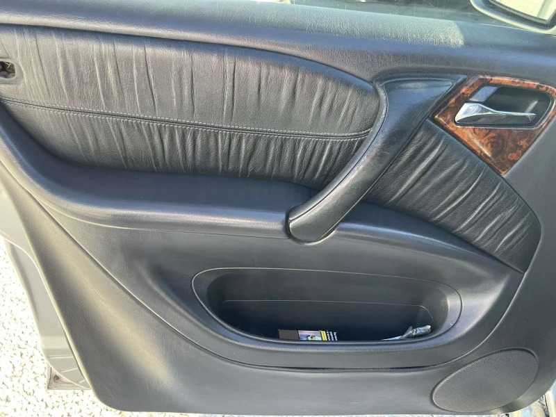 Mercedes-Benz ML 270, снимка 7 - Автомобили и джипове - 52246262