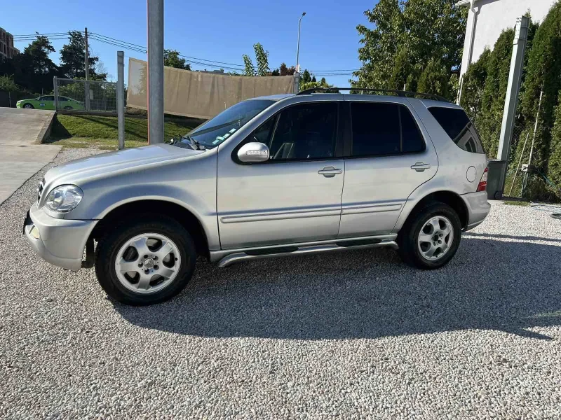 Mercedes-Benz ML 270, снимка 16 - Автомобили и джипове - 52246262