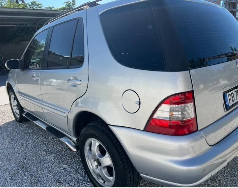 Mercedes-Benz ML 270, снимка 3 - Автомобили и джипове - 52246262