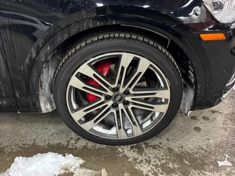 Audi SQ5 Technik| DISTRONIC| 360| B&0| ПОДГРЕВИ| CARFAX, снимка 6 - Автомобили и джипове - 53472163