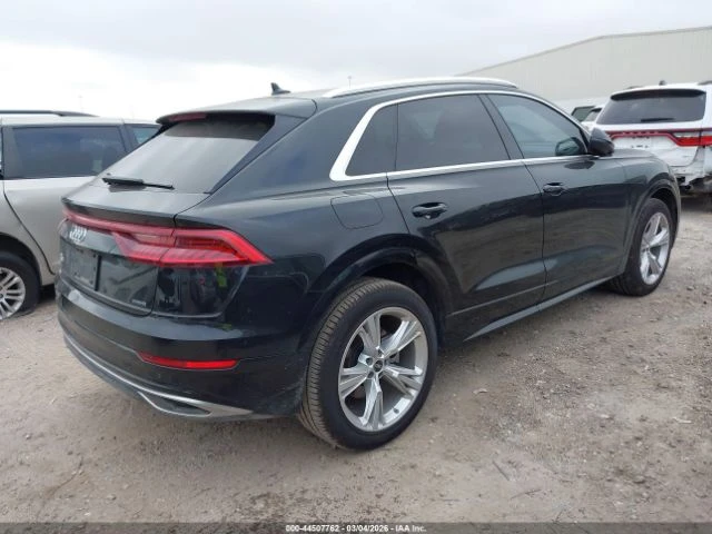 Audi Q8 PREMIUM 55 TFSI QUATTRO| PANO| | , снимка 6 - Автомобили и джипове - 54257537