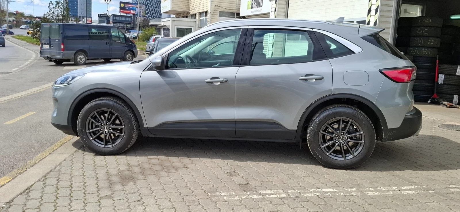 Ford Kuga 2.0 Awd Ecoblue automat 4x4 Titanium  - изображение 4