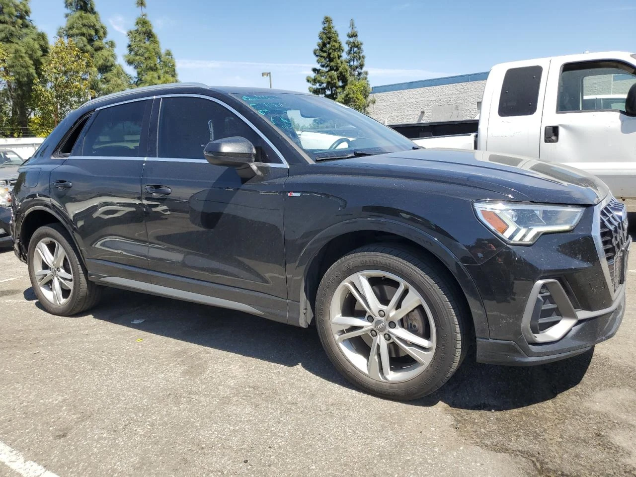 Audi Q3 Premium Plus S-Line* Matrix* Диг.табло* Пано*  - изображение 6
