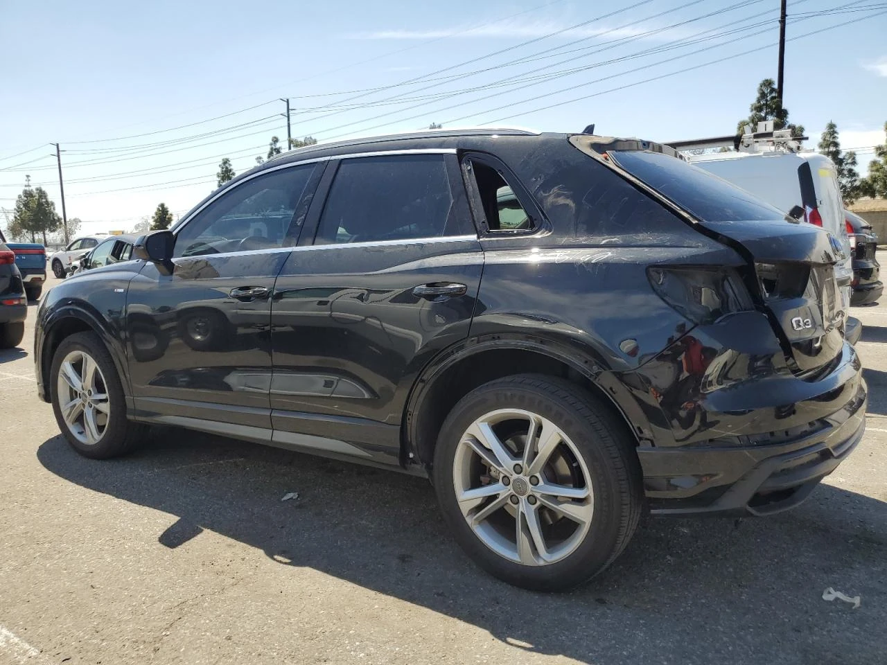 Audi Q3 Premium Plus S-Line* Matrix* Диг.табло* Пано*  - изображение 3