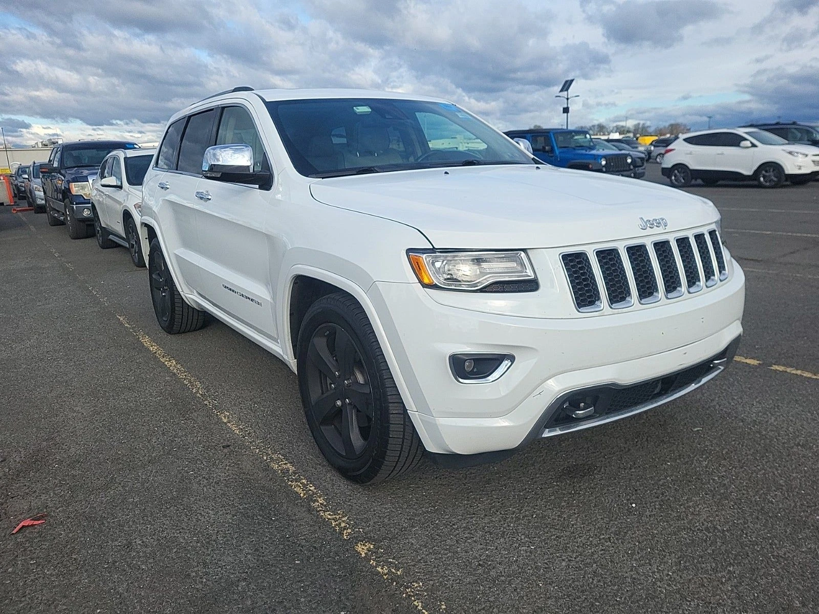 Jeep Grand cherokee OVERLAND - изображение 3