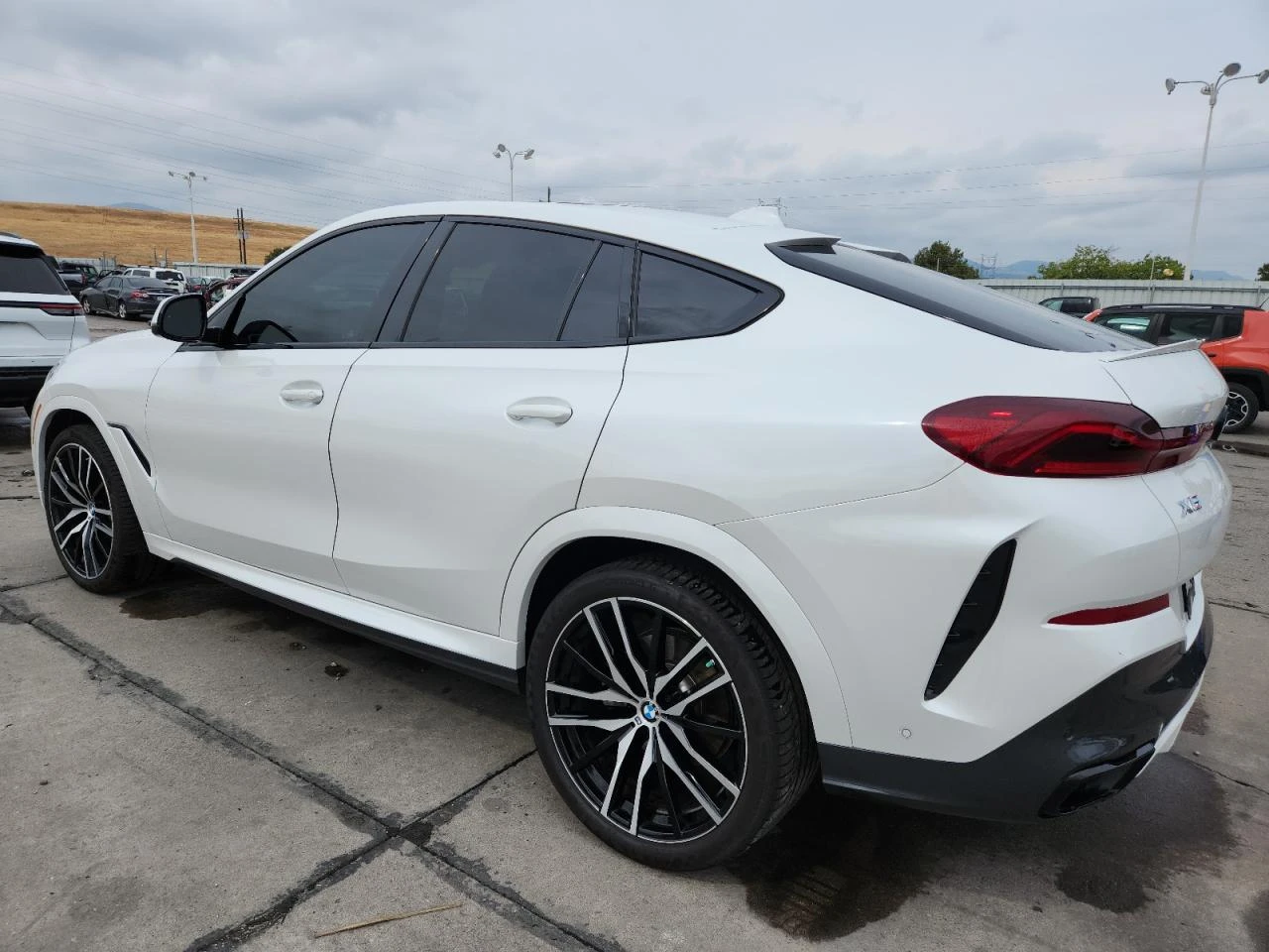 BMW X6 2022 BMW X6 XDRIVE40I - изображение 4