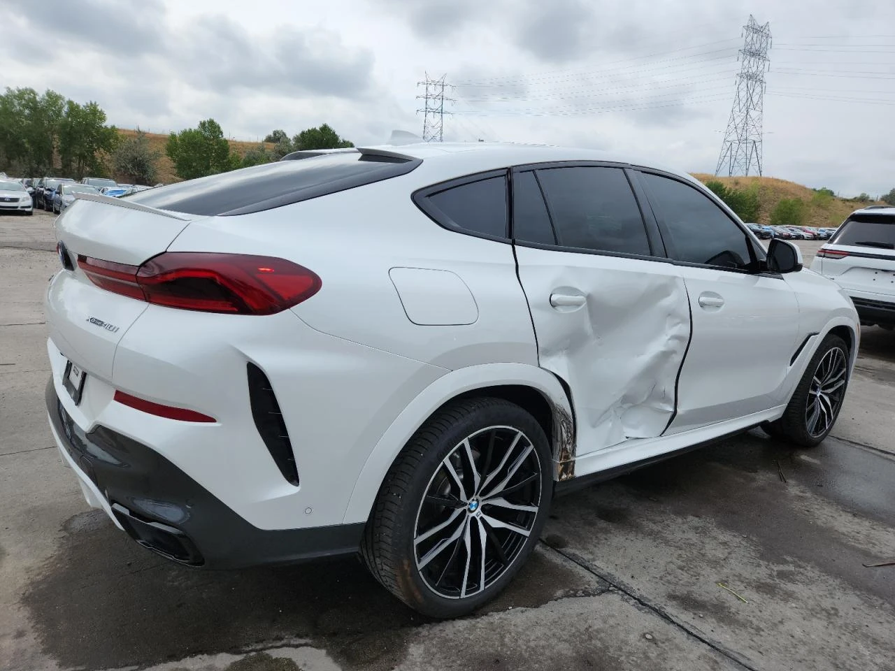 BMW X6 2022 BMW X6 XDRIVE40I - изображение 6