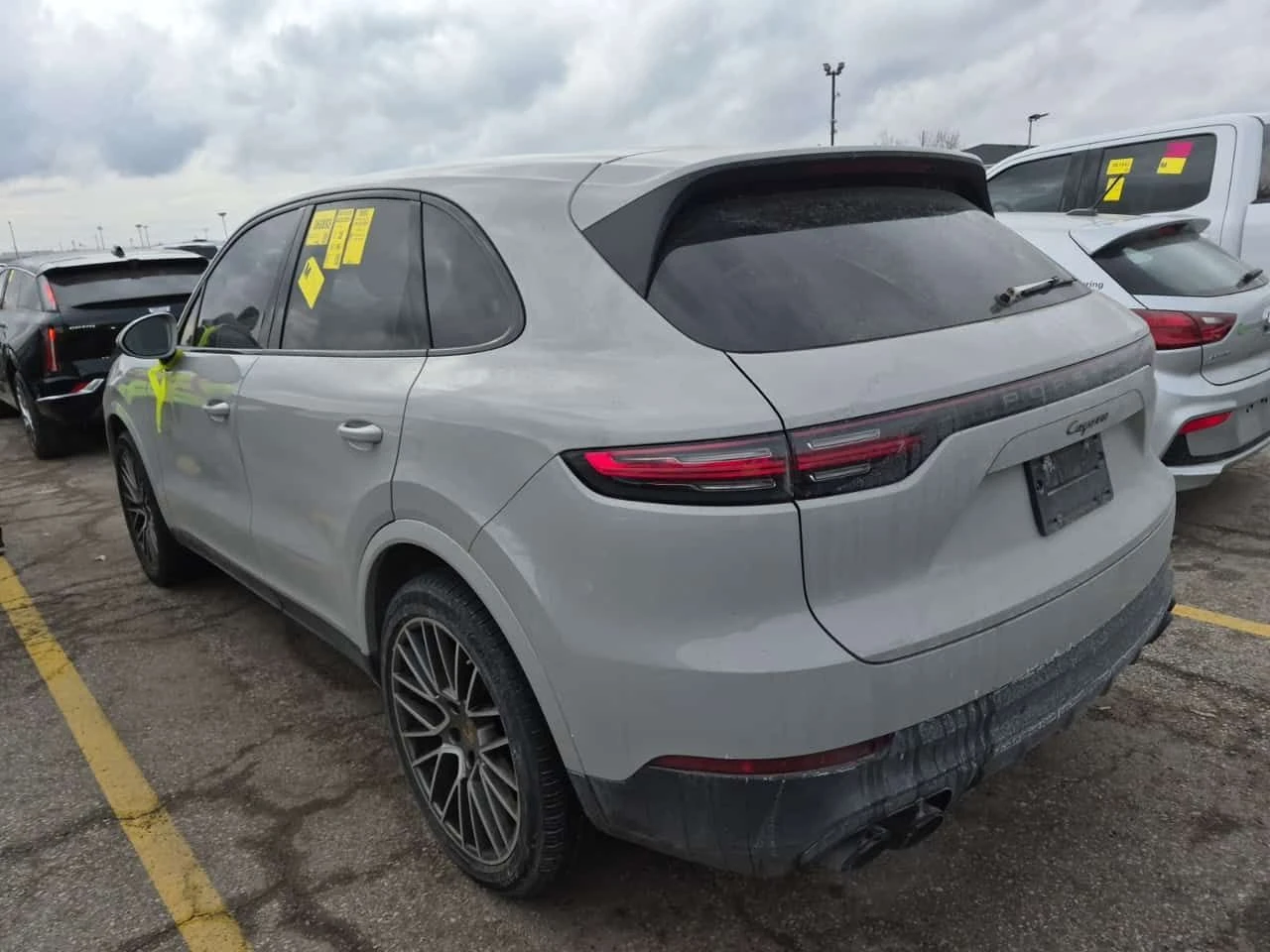 Porsche Cayenne  PLATINUM EDITION| 360| PANO| ОБДУХВАНЕ| 2 КЛЮЧА| , снимка 4 - Автомобили и джипове - 53900745