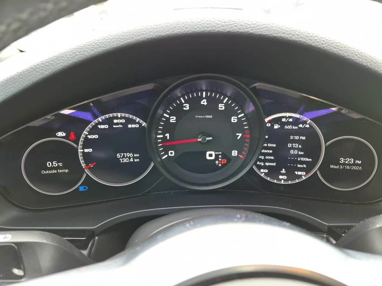 Porsche Cayenne  PLATINUM EDITION| 360| PANO| ОБДУХВАНЕ| 2 КЛЮЧА| , снимка 8 - Автомобили и джипове - 53900745