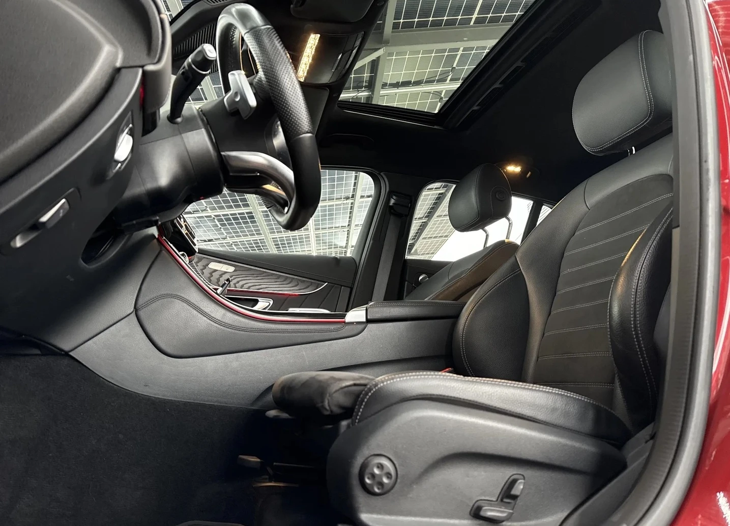 Mercedes-Benz EQC 400 4MATIC AMG-Line, снимка 5 - Автомобили и джипове - 54223143