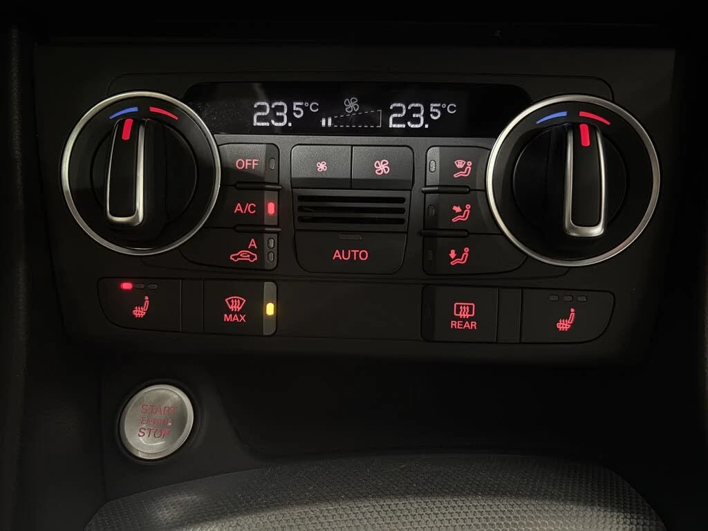 Audi Q3 2.0T quattro Progressiv* АвтоКредит* (Цена до БГ) , снимка 16 - Автомобили и джипове - 54372303