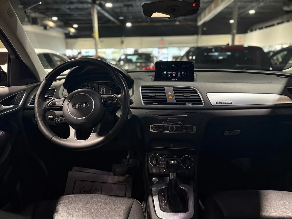 Audi Q3 2.0T quattro Progressiv* АвтоКредит* (Цена до БГ) , снимка 13 - Автомобили и джипове - 54372303