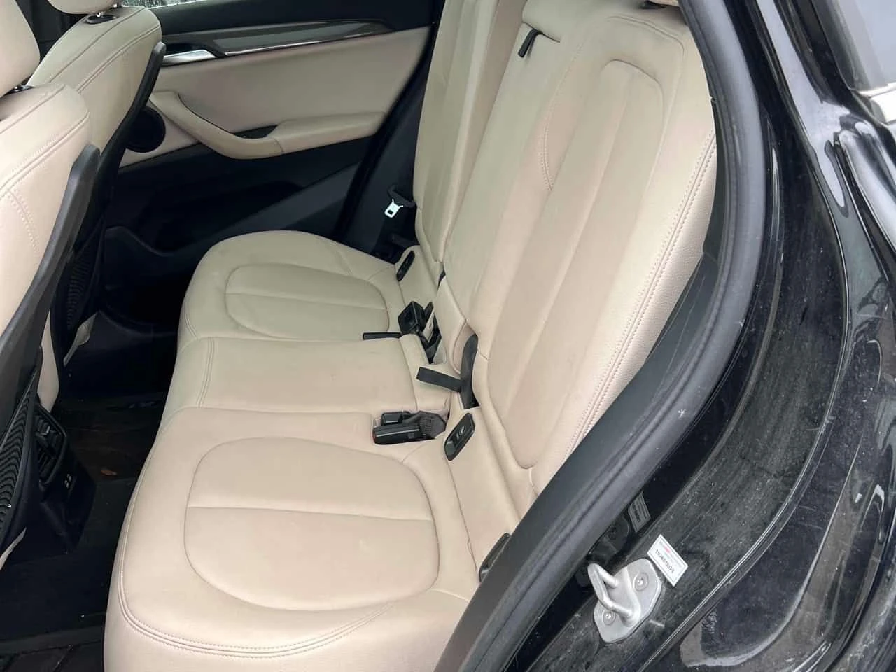 BMW X1 xDrive28i| PANO| HUD| ПОДГРЕВ| 2 КЛЮЧА| АВТОКРЕДИТ, снимка 15 - Автомобили и джипове - 54545607