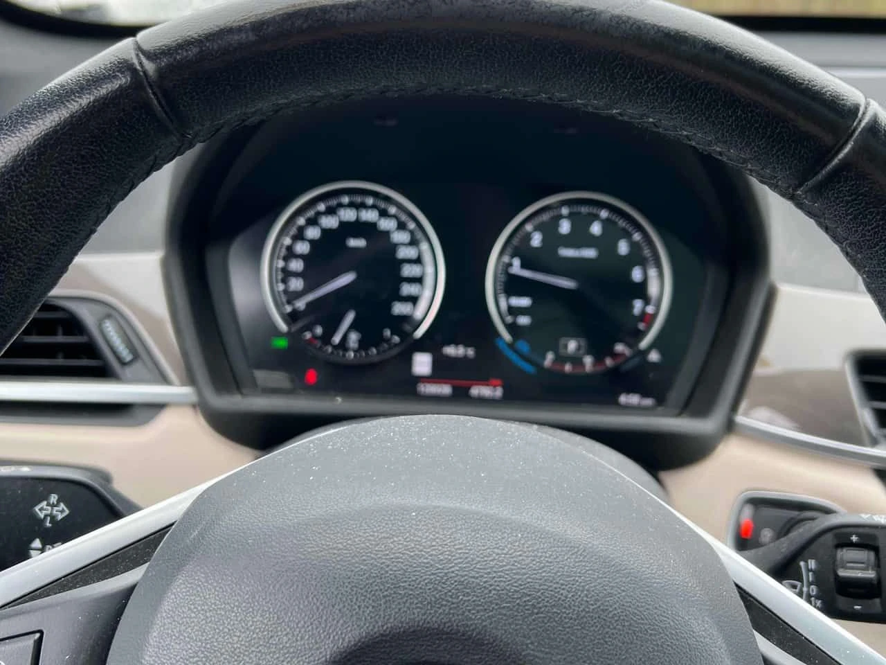BMW X1 xDrive28i| PANO| HUD| ПОДГРЕВ| 2 КЛЮЧА| АВТОКРЕДИТ, снимка 9 - Автомобили и джипове - 54545607
