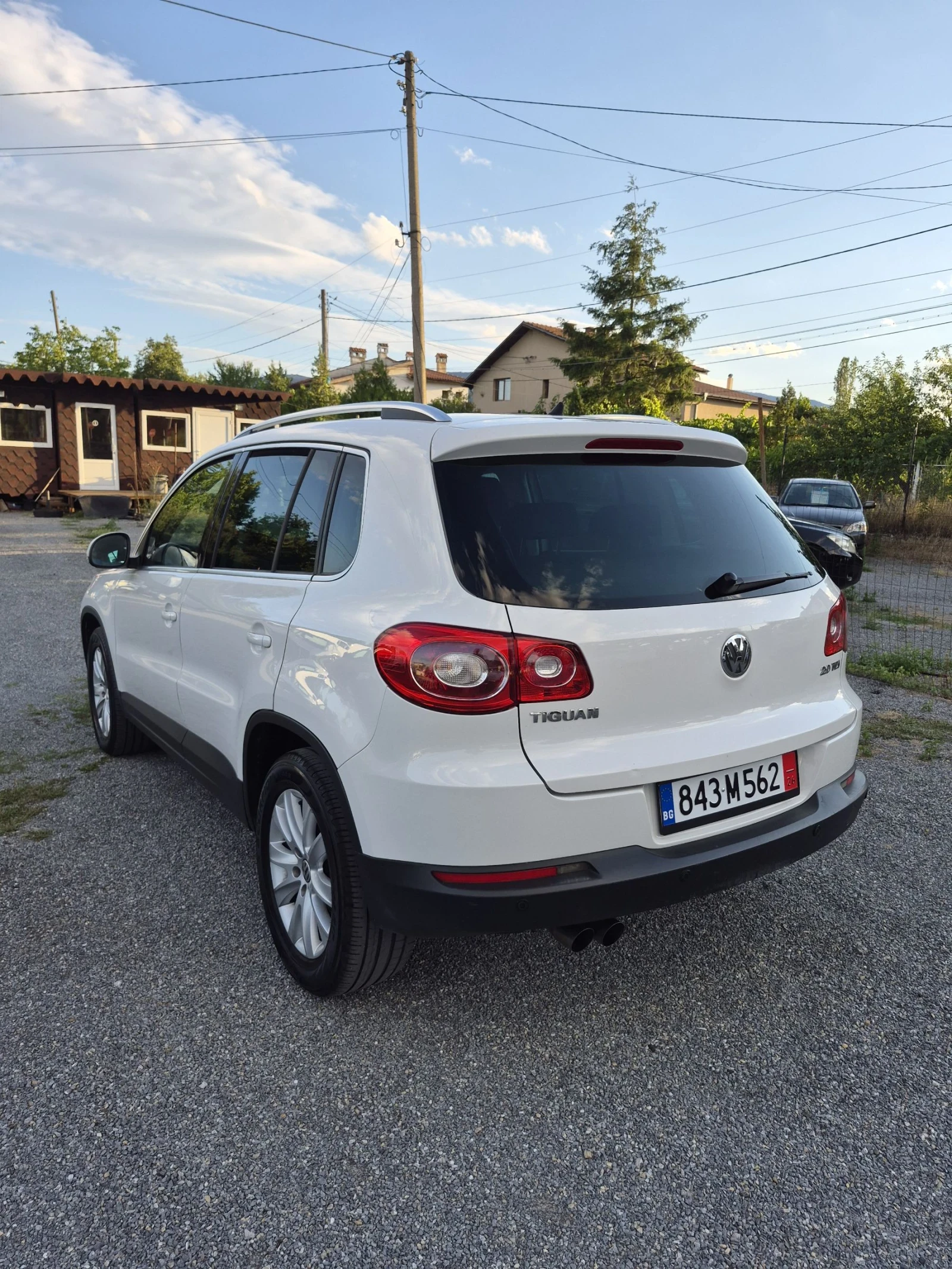VW Tiguan 2.0 TDI 4x4, снимка 5 - Автомобили и джипове - 55225525
