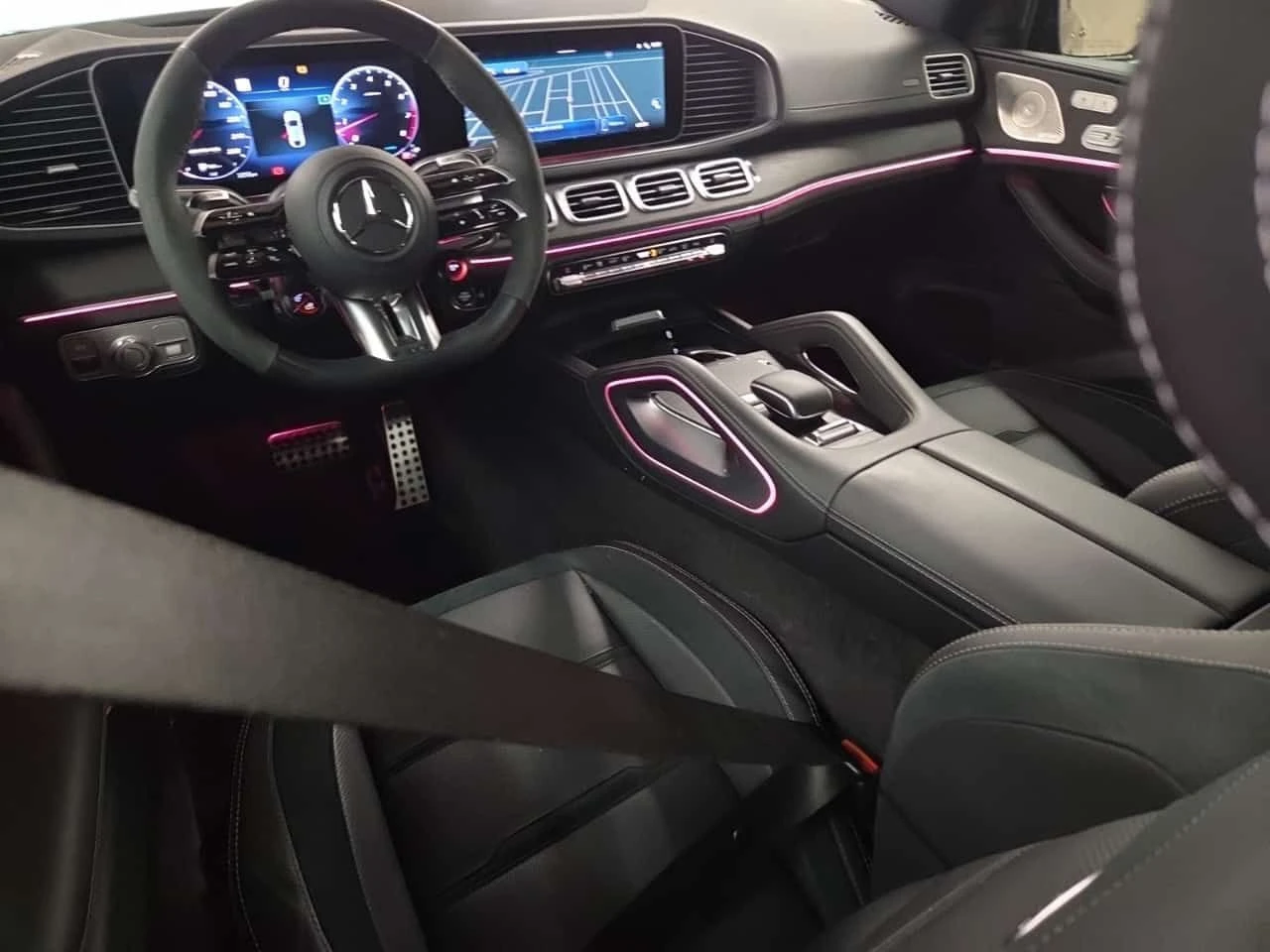 Mercedes-Benz GLE * AMG 53 * АВТОКРЕДИТ БЕЗ ПЪРВОНАЧАЛНА ВНОСКА* , снимка 10 - Автомобили и джипове - 55419359