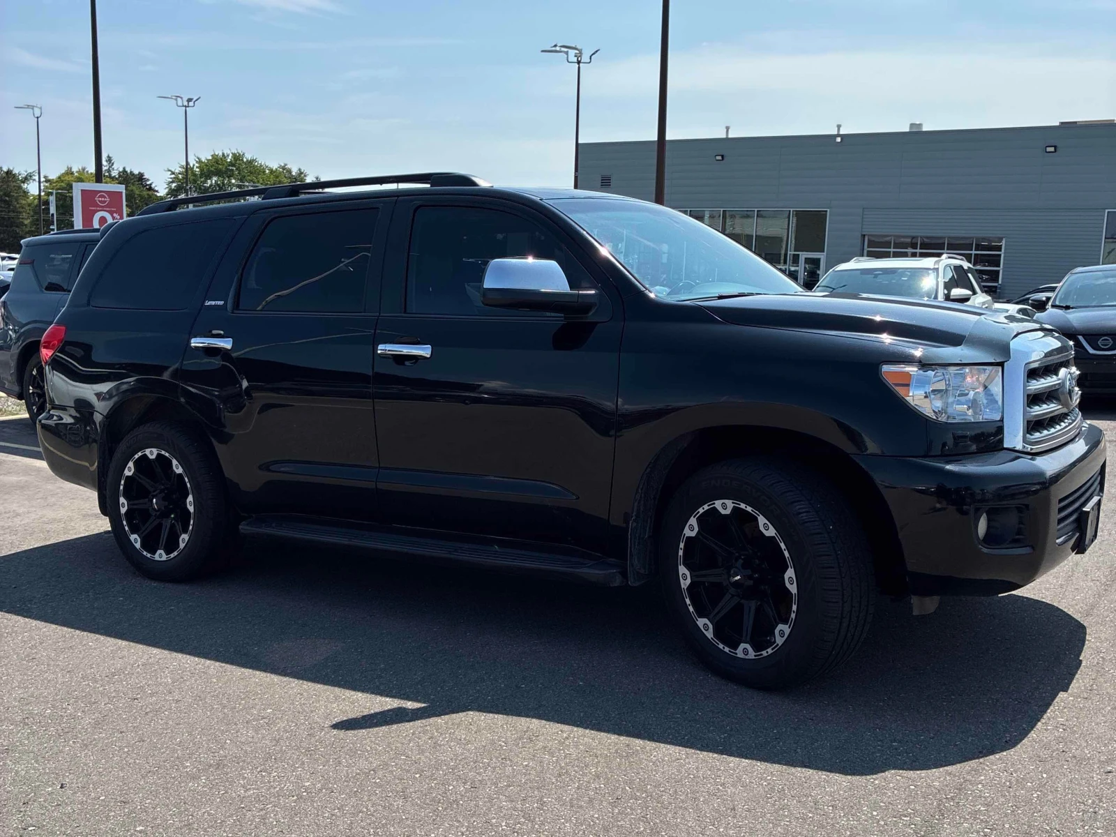Toyota Sequoia * Limited * АВТОКРЕДИТ БЕЗ ПЪРВОНАЧАЛНА ВНОСКА* , снимка 3 - Автомобили и джипове - 55830918