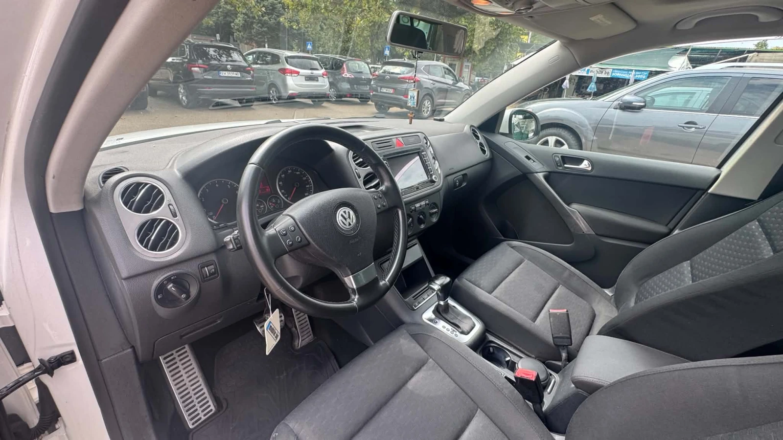VW Tiguan, снимка 7 - Автомобили и джипове - 55832699