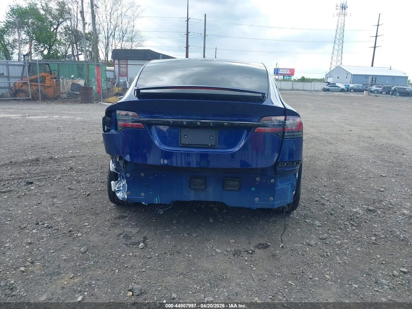 Tesla Model X Long Range, снимка 6 - Автомобили и джипове - 55893727
