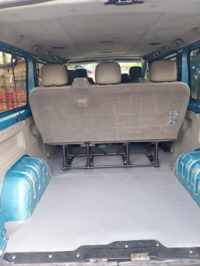 Renault Trafic 2.5 DCI  | Mobile.bg    9