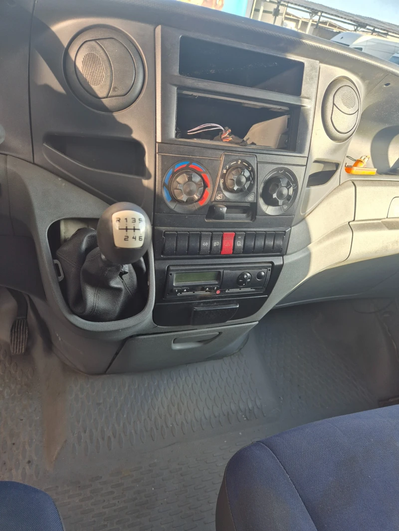 Iveco Daily, снимка 3 - Бусове и автобуси - 49416440