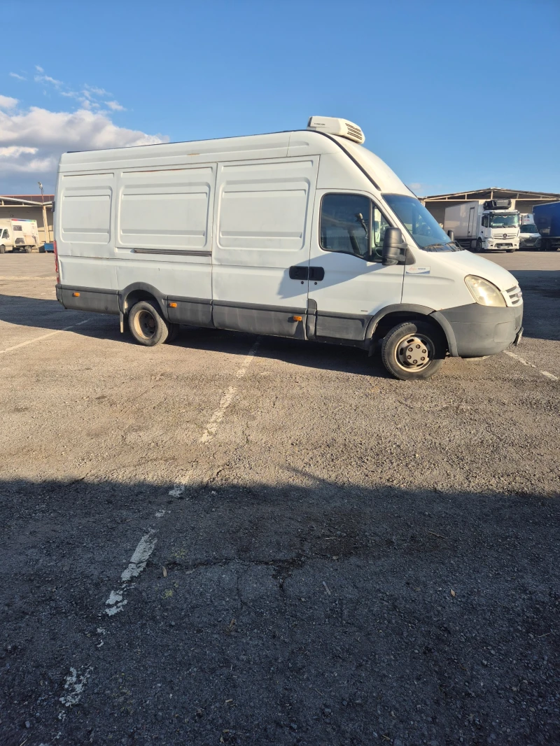 Iveco Daily, снимка 11 - Бусове и автобуси - 49416440